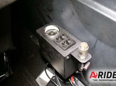 Рис. 6 Наши проекты: Пневмоподвеска на УАЗ Profi Спарка