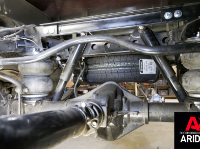 Рис. 7 Наши проекты: Задняя пневмоподвеска на УАЗ Профи полуторка / спарка - фото установки