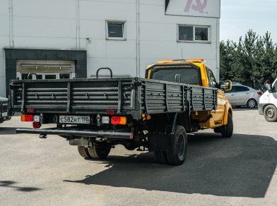 Рис. 2 Наши проекты: Пневмоподвеска на УАЗ Профи 