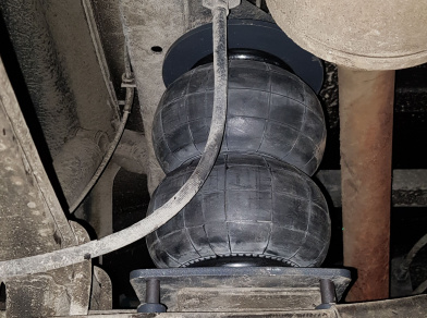 Рис. 4 Наши проекты: Установка пневмоподушек на заднюю ось УАЗ Патриот