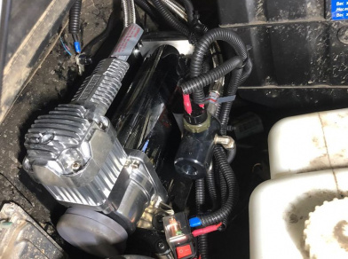 Рис. 8 Наши проекты: Установка комплекта пневмоподвески УАЗ Патриот