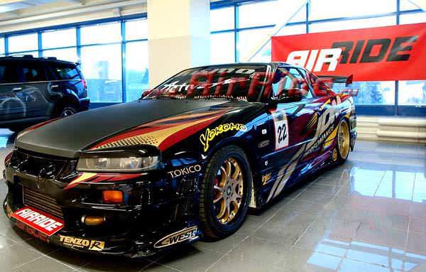 Пневмоподвеска на Nissan Skyline