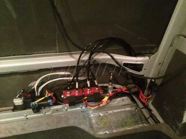 Установка пневмоподвески на Volkswagen Multivan 4 motion 2014 г.в. - фото и описание работ, технические детали проекта и характеристики