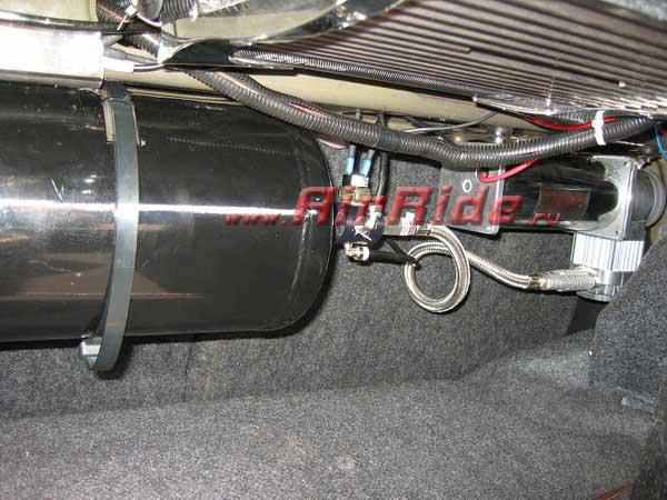 Пневмоподвеска на Ford Mustang GT 2006г.в. установка в Санкт-Петербурге