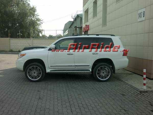 Пневмоподвеска на Toyota Land cruiser 