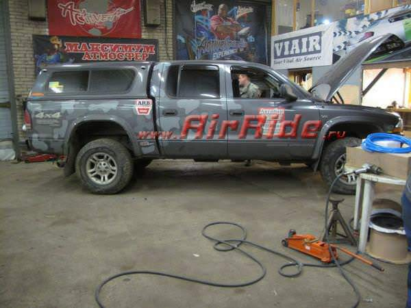 Пневмоподвеска на Dodge Dakota установка в Санкт-Петербурге