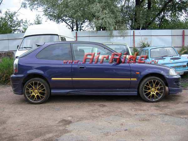 Пневмоподвеска на Honda Civic установка в Санкт-Петербурге