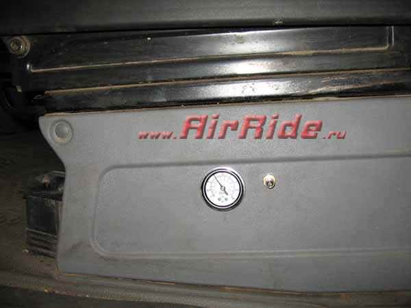 Пневмоподвеска на Iveco Daily 35C13 2004г.в. Установка пневмоподвески на любой легковой и грузовой автомобиль в Санкт-Петербурге от производителя по низким ценам.