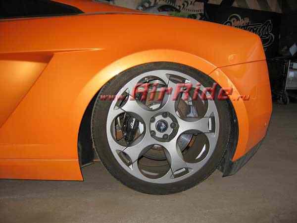 Пневмоподвеска на Lamborghini Gallardo