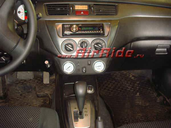 Пневмоподвеска на автомобиль, пневмоподушки, пневмокомпрессор, система управления пневмоподвеской