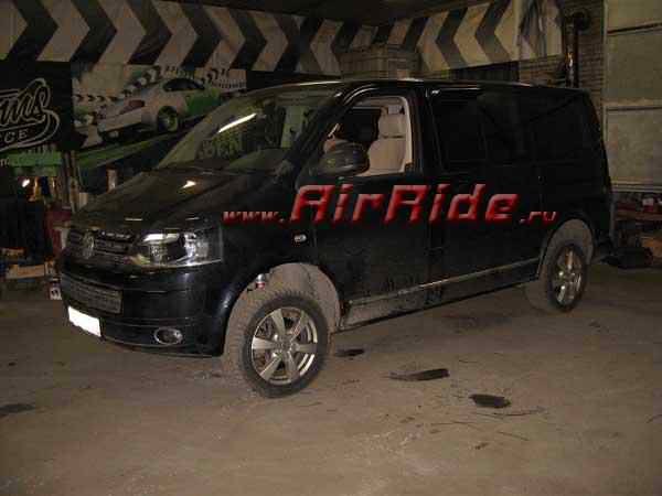 Пневмоподвеска на VolksWagen Multivan установка в Санкт-Петербурге