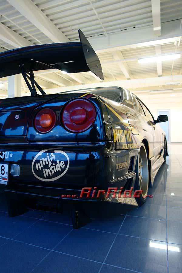 Пневмоподвеска на Nissan Skyline