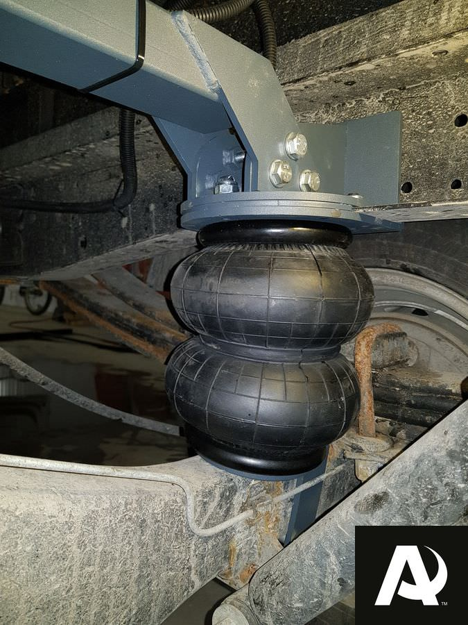 Фото и описание установки заднего комплекта пневмоподвески на Газель Next с системой управления на 2 контура  в Санкт-Петербурге